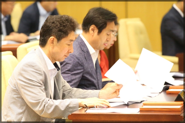 행정사무감사 강평