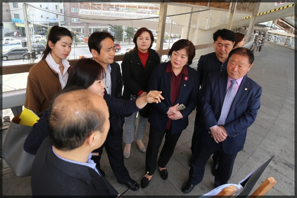 도시건설위원회 현장방문-월곡동 북부간선도로