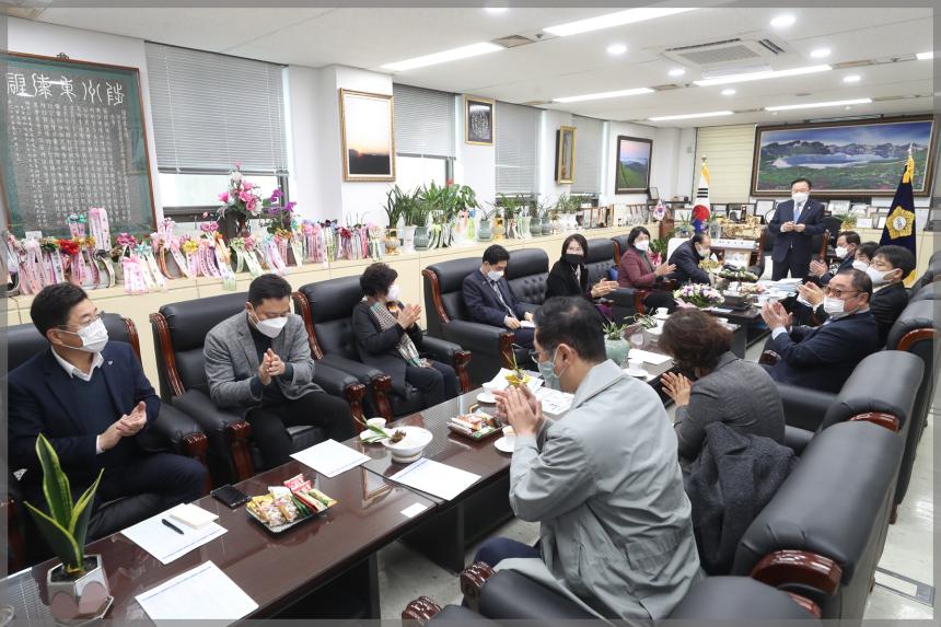 더불어민주당 의원 총회