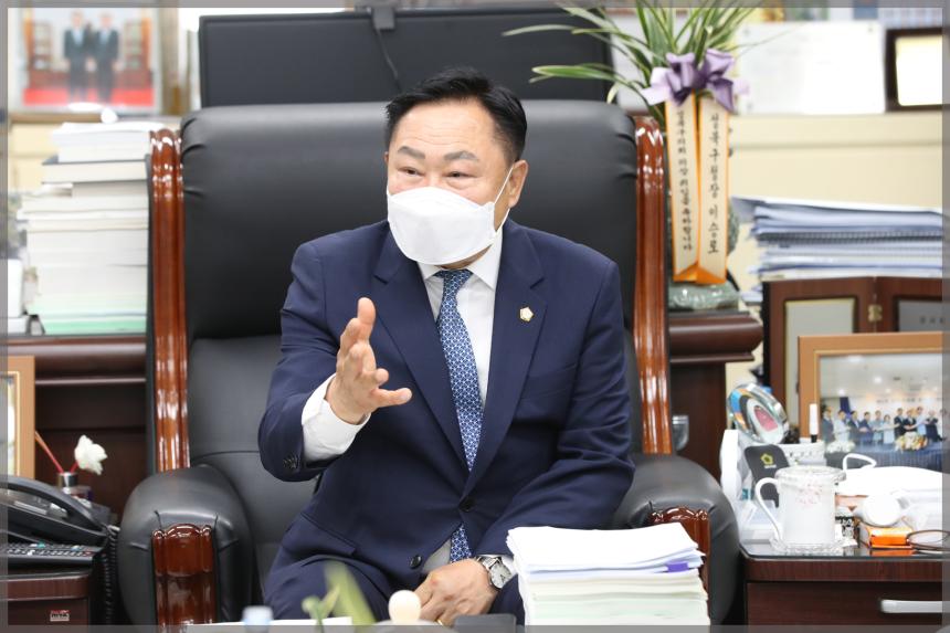 지역주민간담회 및 공로 표창 수여