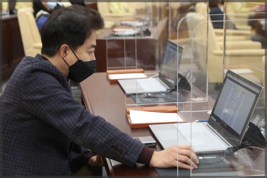 제285회 성북구의회 임시회 개회식 및 제3차 본회의