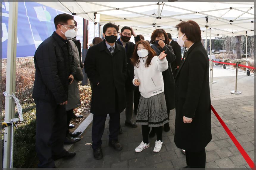 행정기획위원회 현장방문 어울림마당 코로나19 임시선별진료소