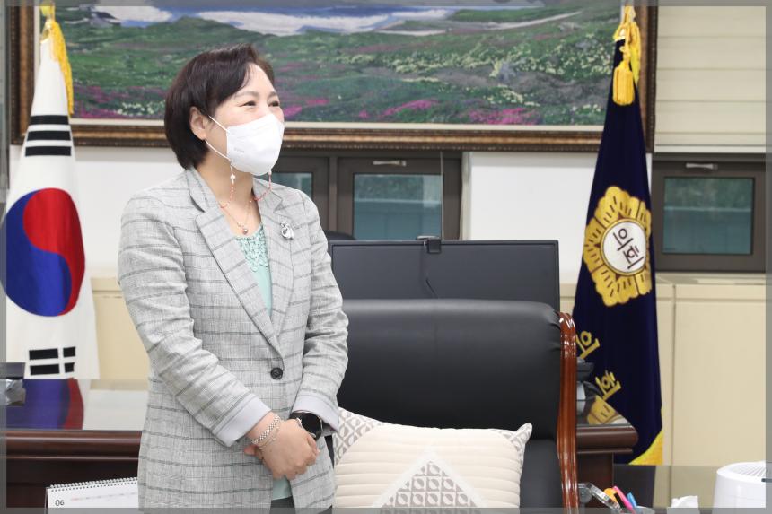 임용장 수여 및 직원간 상견례