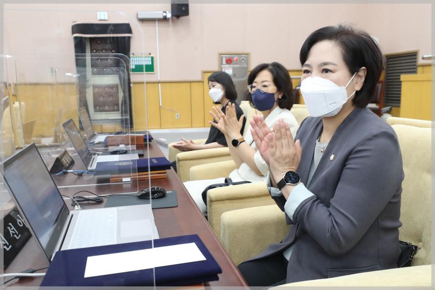 제290회 서울특별시 성북구의회 임시회 제1차 본회의 개회식