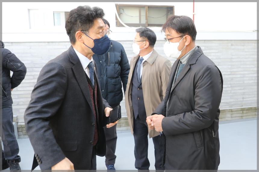 장위어울림센터 현판식