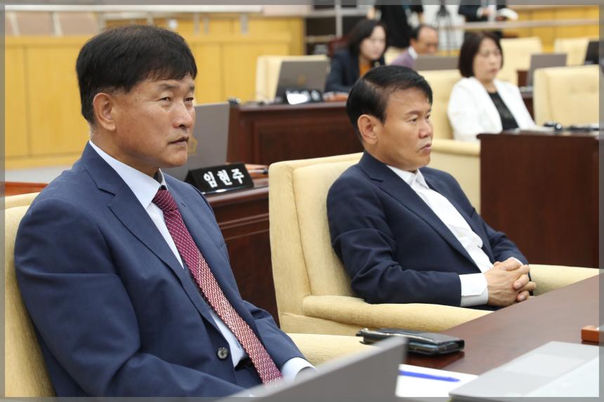 제297회 성북구의회 제1차 정럐회 제1차 본회의 