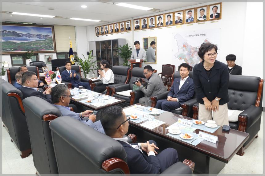 프탈링자야시장 대표단 의회방문