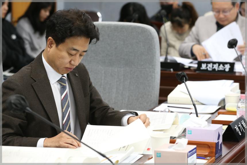 제300회 성북구의회 제2차 정례회  보건복지위원회4차