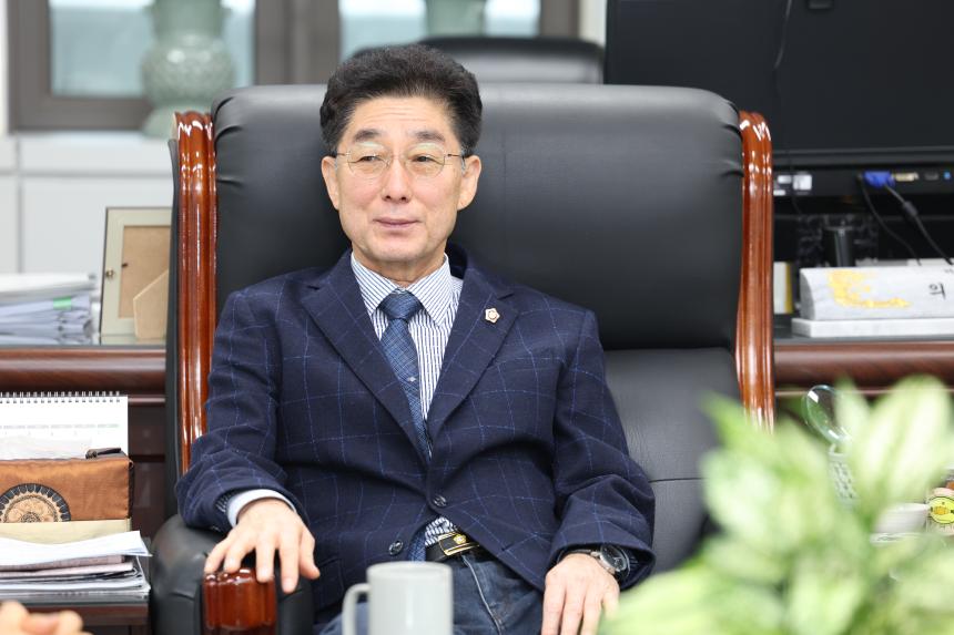 적십자 특별회비 전달