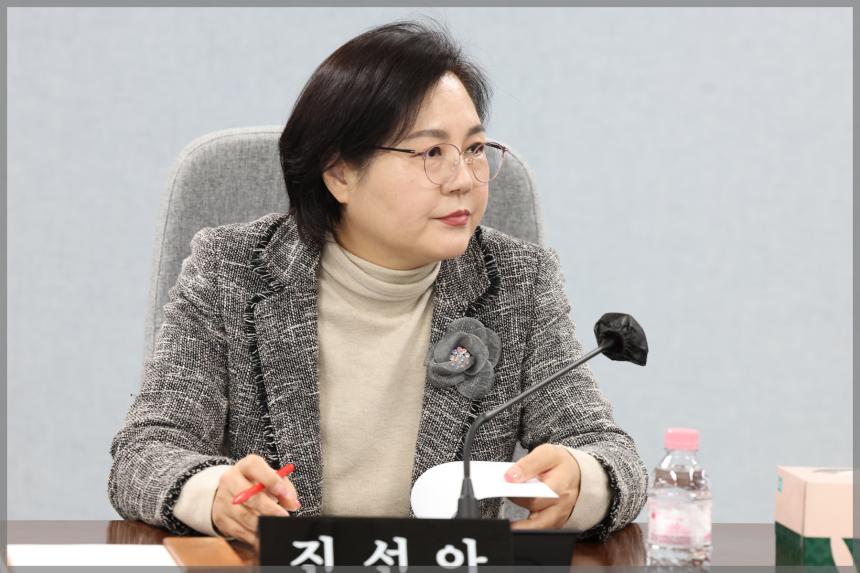 제301회 성북구의회 임시회 폐회중 제1차운영위원회