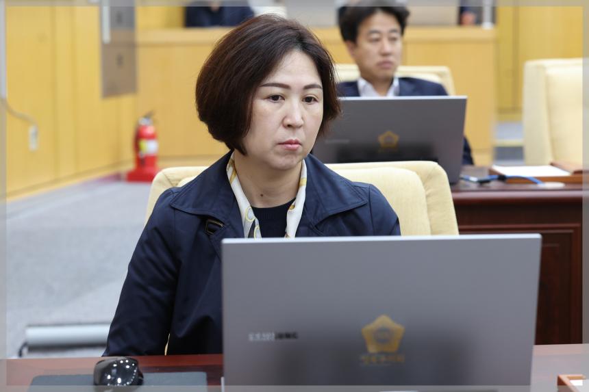 제303회 성북구의회 임시회 제2차 본회의