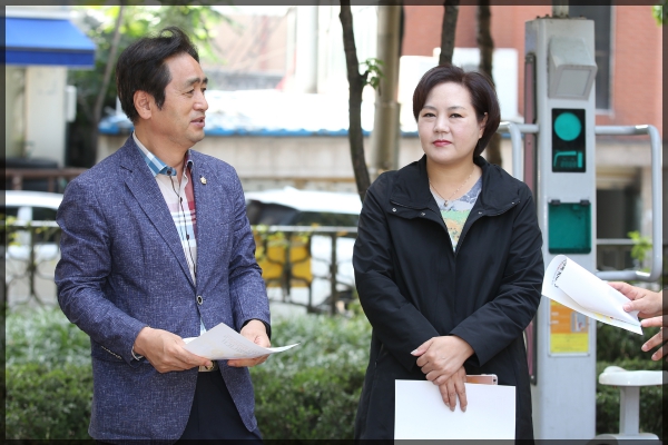 도시건설위원회 현장방문-범바위 어린이공원