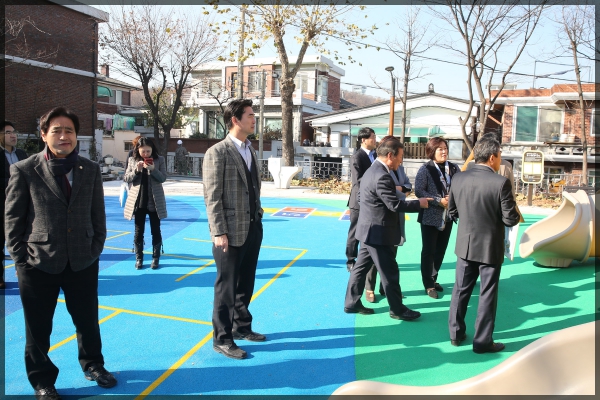 도시건설위원회 현장방문-동방어린이공원