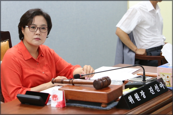 제235회 성북구의회 제1차정례회 행정사무감사 결과보고서 채택 보건복지위원회 5일차 