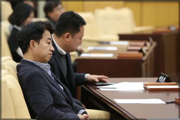 의원총회