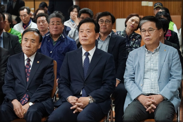 강원도 산불 피해지역 성금 전달