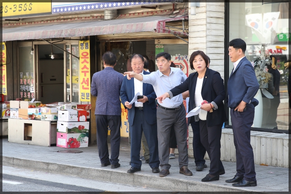도시건설위원회 현장방문-동소문동7가5번지7-1 도로확장공사