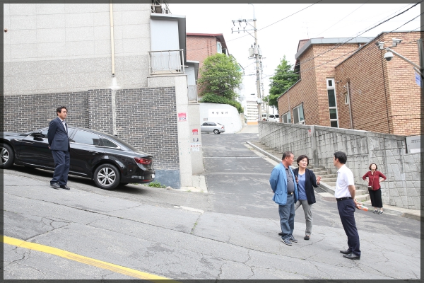 도시건설위원회 현장방문-정릉초교 주변 
