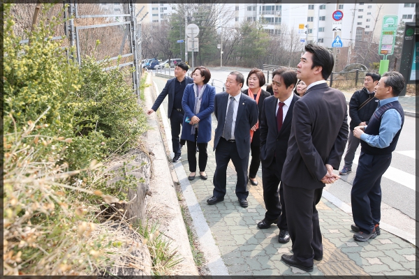 도시건설위원회 현장방문-오동공원 및 유아숲체험장