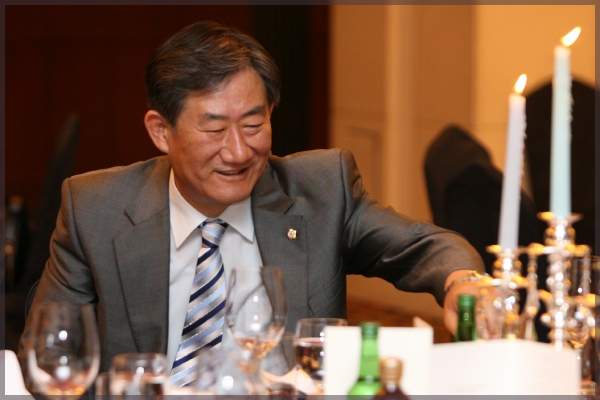 몽골칭길테이구의회 만찬