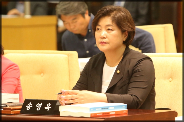  제242회 서울특별시 성북구의회 제1차 정례회 본회의