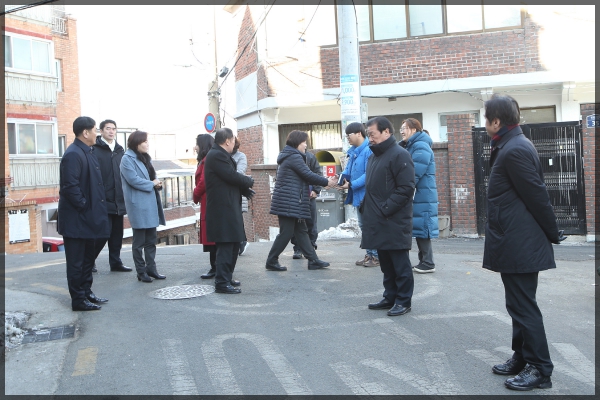 도시건설위원회 현장방문-장위14구역 위험시설물 정비 결과 확인