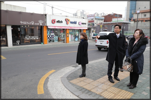 행정기획위원회 현장방문-정릉아리랑시장