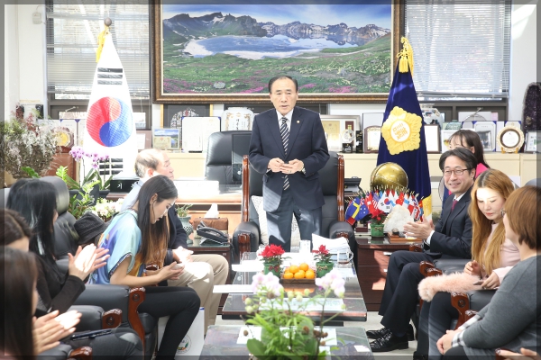 몽골방문객 성북구의회 방문 