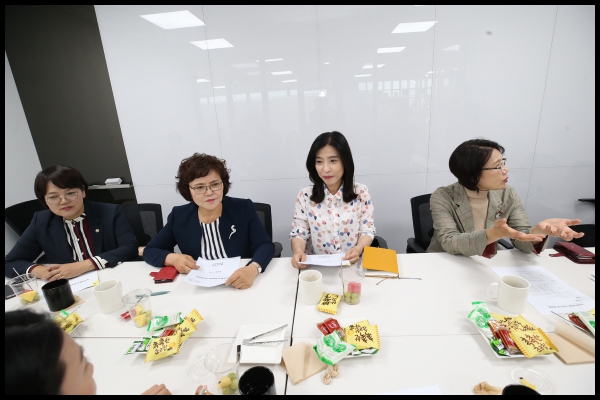 보건복지위원회 현장방문-이음도서관