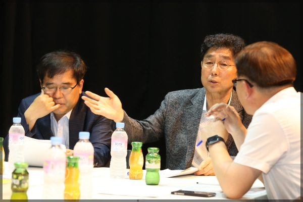 행정기획위원회 현장방문-아리랑고개 예술극장