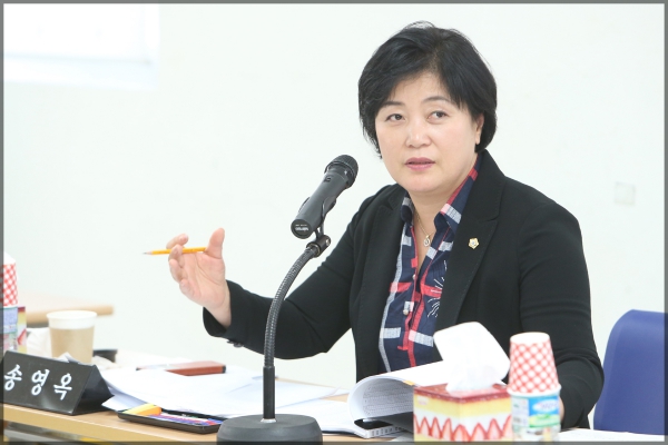 제230회 성북구의회 제1차정례회 행정사무감가 보건복지위원회 길음제2동 주민센터4일차