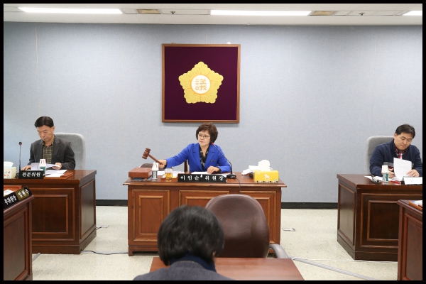 보건복지위원회 행정사무감사 결과보고서 채택