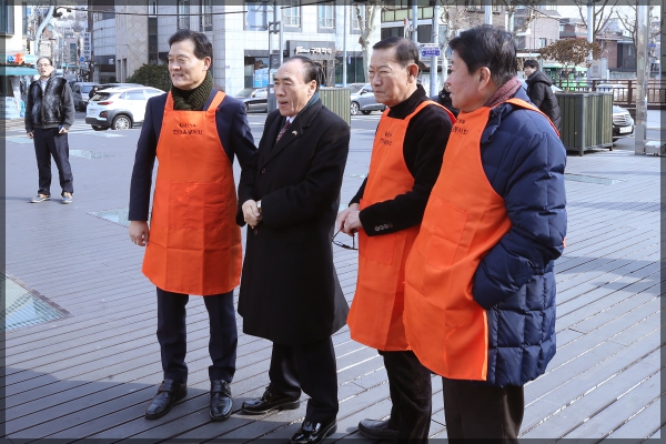 한마음봉사회 떡바구니 전달식