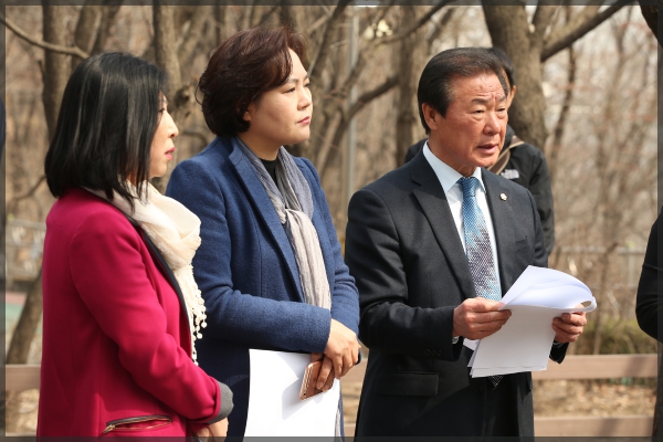 도시건설위원회 현장방문-개운산 공원 및 유아숲체험장
