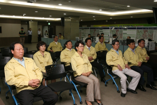 2011.8.18(목) 2011.을지연습 참관