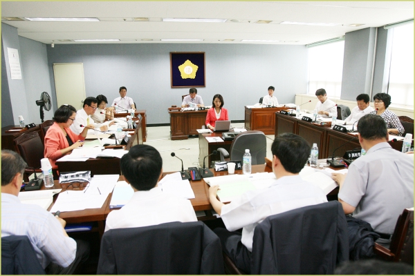 행정기획위원회 안건심사