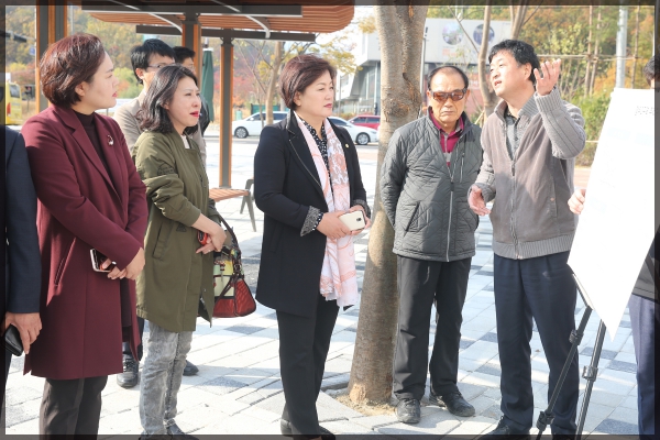 도시건설위원회 현장방문-상길례문화공원
