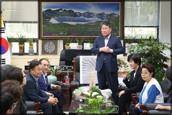 더불어민주당 서울시 당위원장 후보 김영주 방문