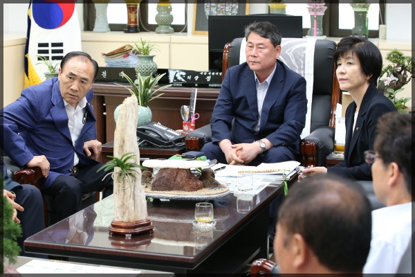 더불어민주당 서울시 당위원장 후보 김영주 방문