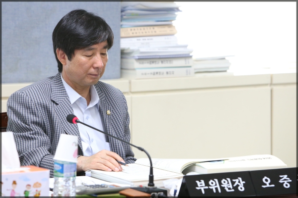 제235회 성북구의회 제1차정례회 행정사무감사 보건복지위원회 1일차