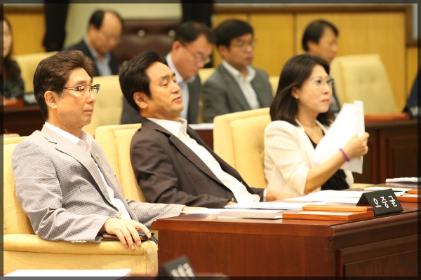 제244회  성북구의회 임시회 제2차본회의
